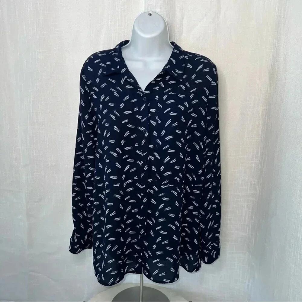 Alfani Lightweight Button Front Navy Abstract Pattern Blouse Size Large
